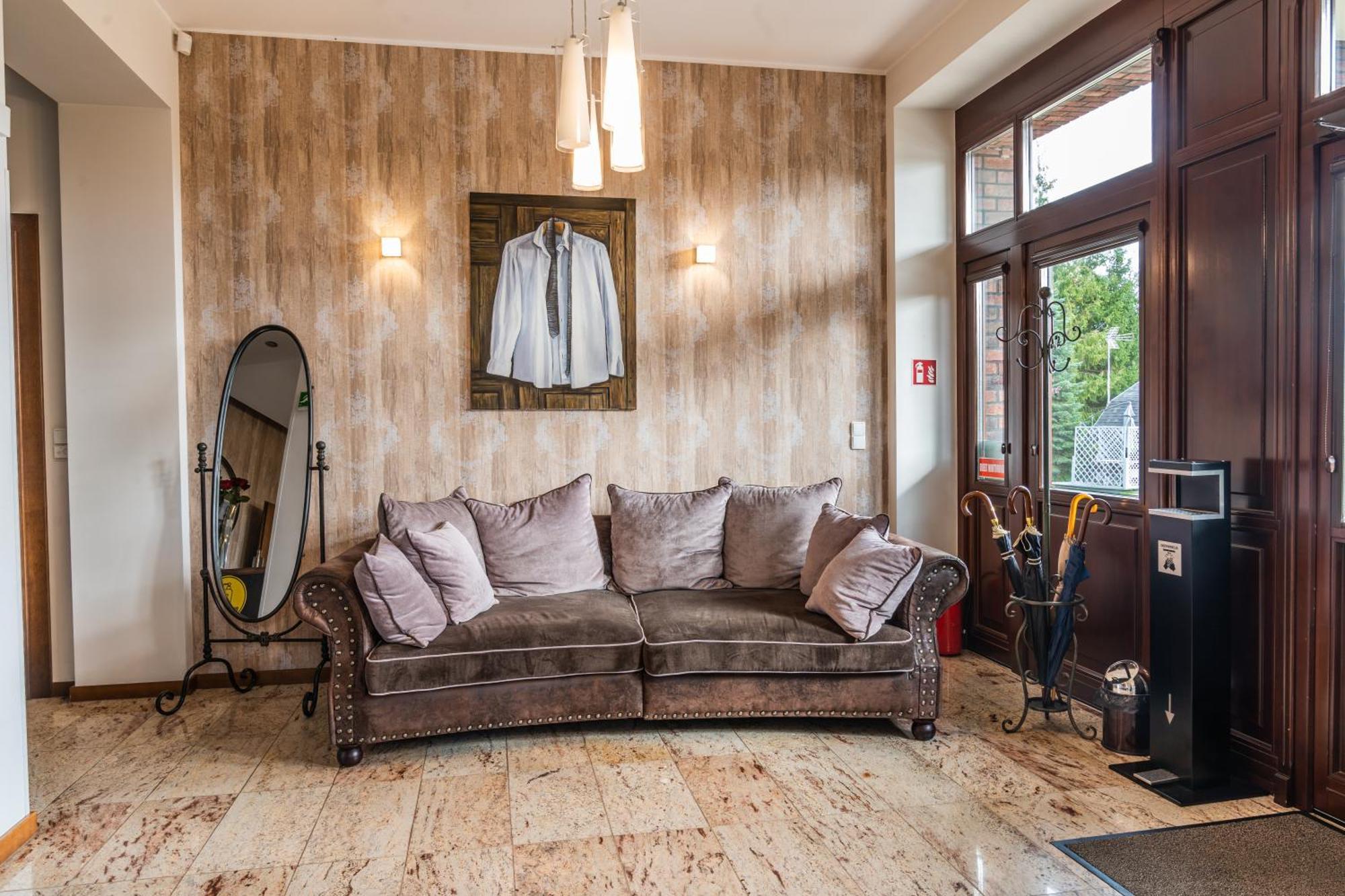 Hotel Biala Koszula Tleń Esterno foto