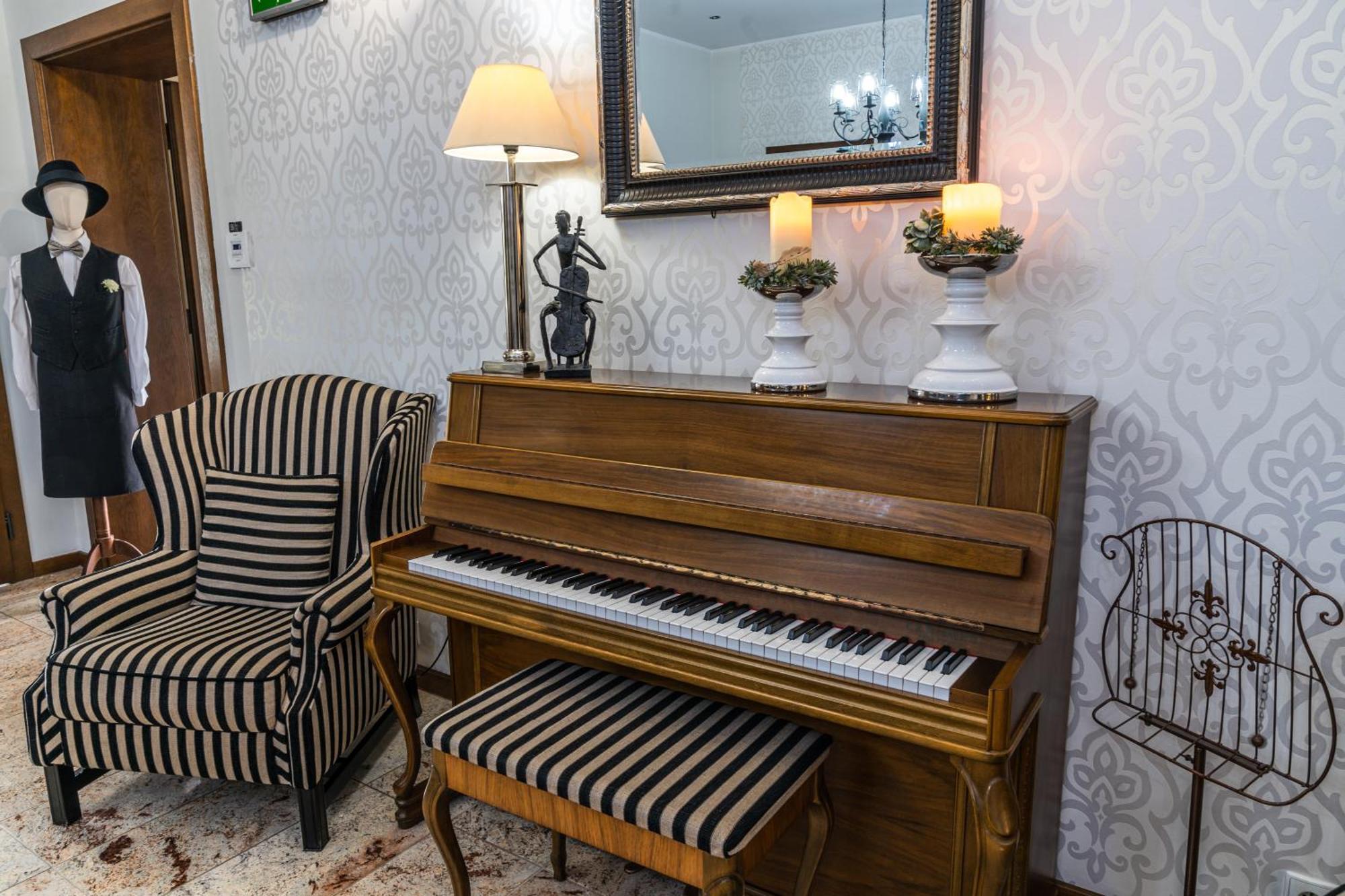 Hotel Biala Koszula Tleń Esterno foto