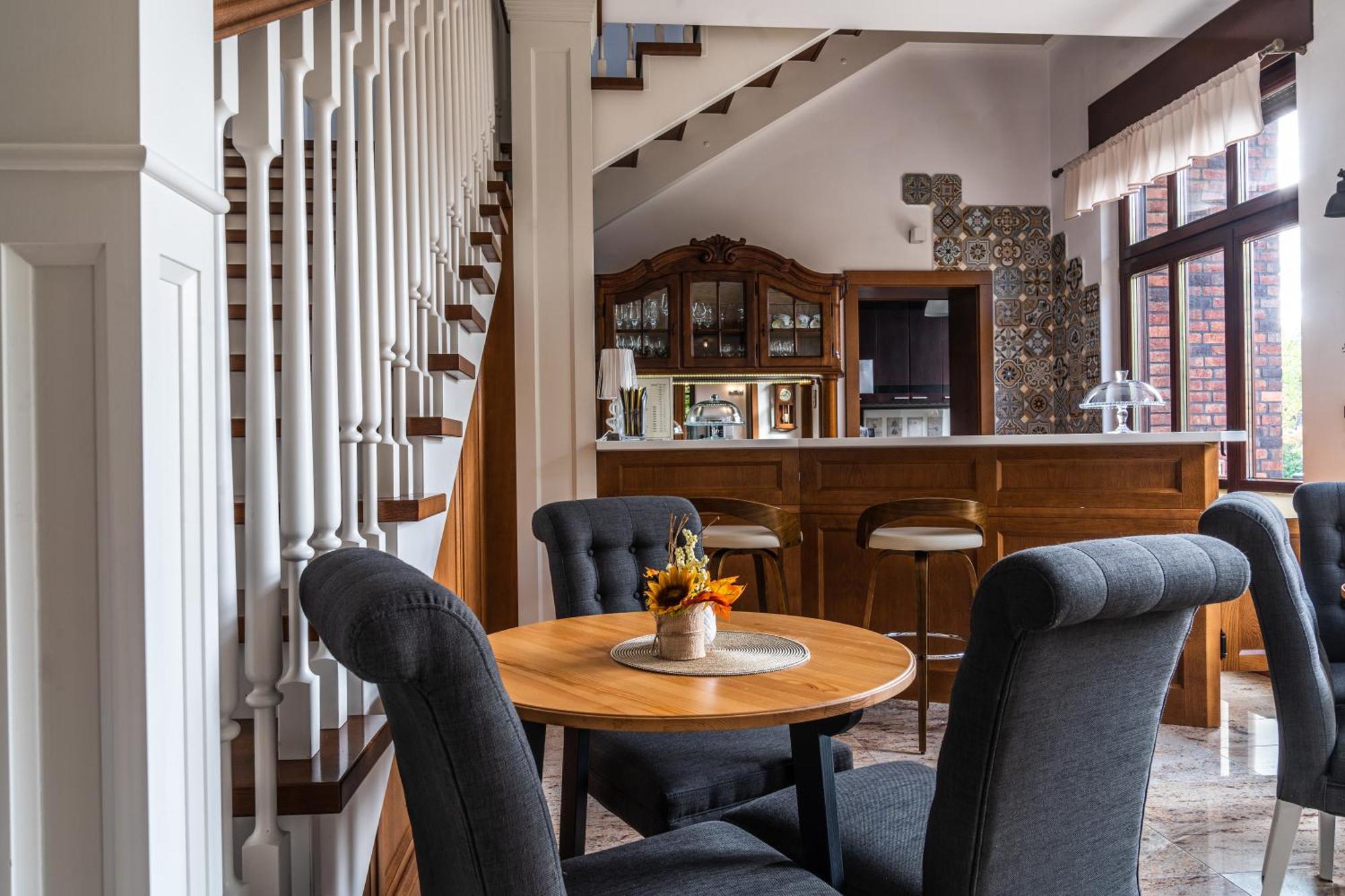 Hotel Biala Koszula Tleń Esterno foto