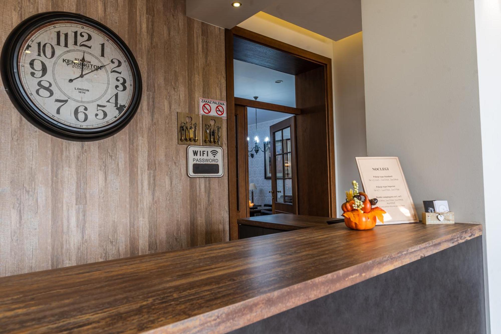 Hotel Biala Koszula Tleń Esterno foto