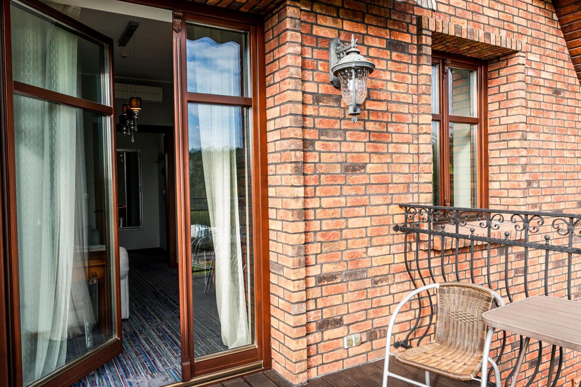 Hotel Biala Koszula Tleń Esterno foto