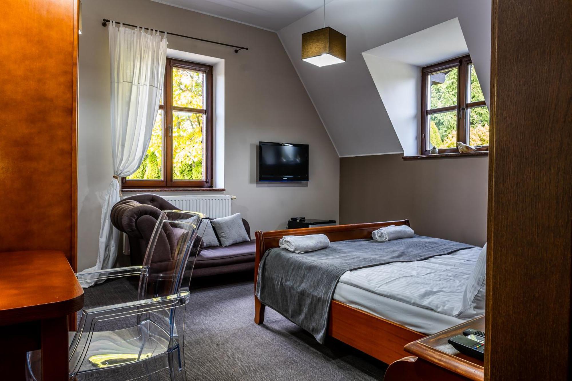 Hotel Biala Koszula Tleń Esterno foto