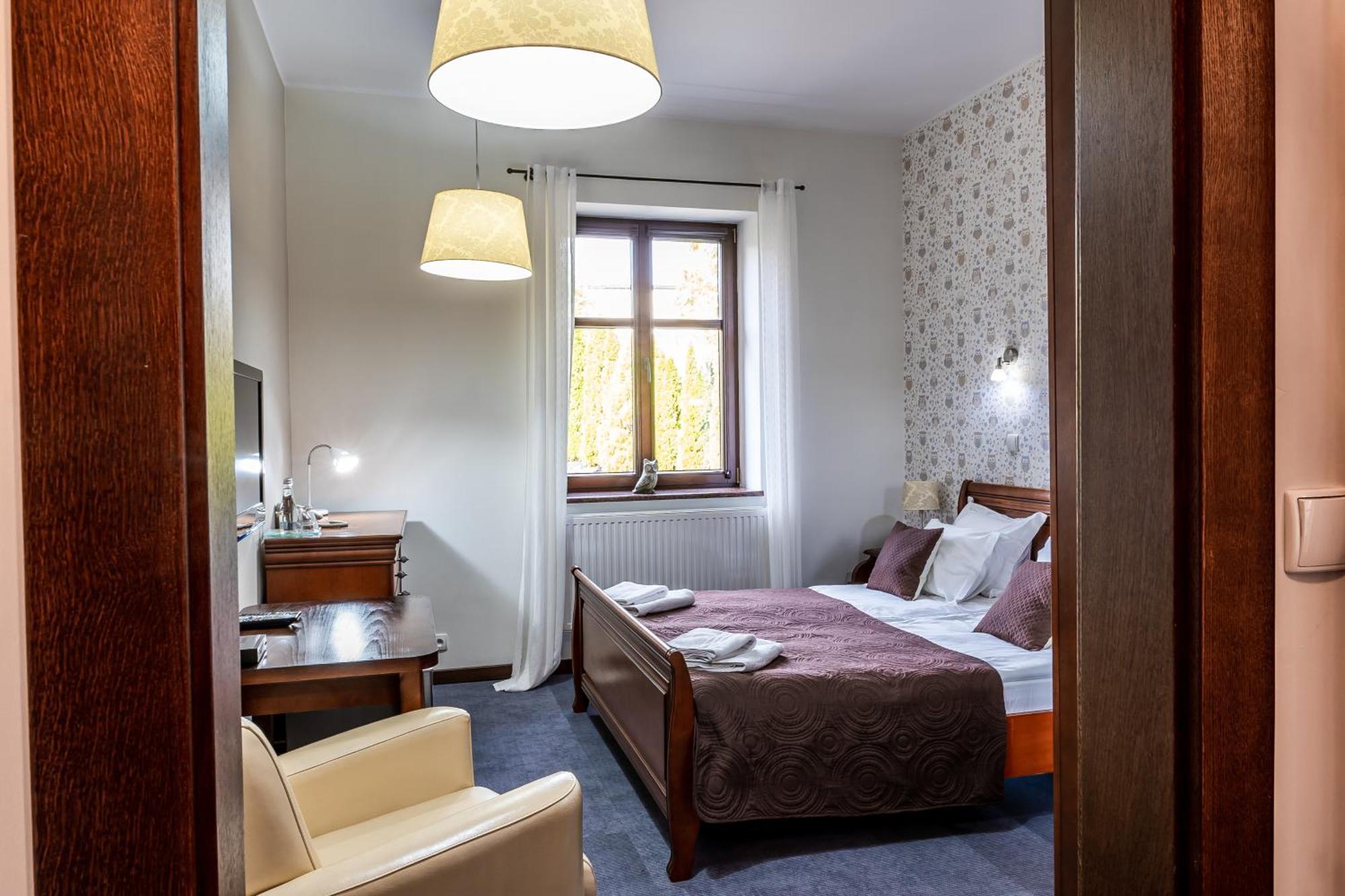 Hotel Biala Koszula Tleń Esterno foto